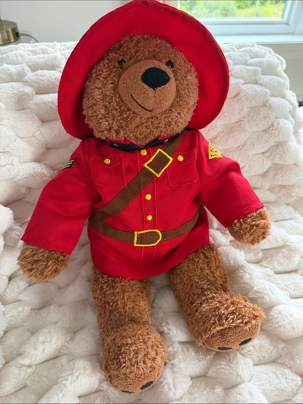 Vintage Retired 1st Edition Paddington Bear – Canadian Mountie RCMP Uniform EUC
